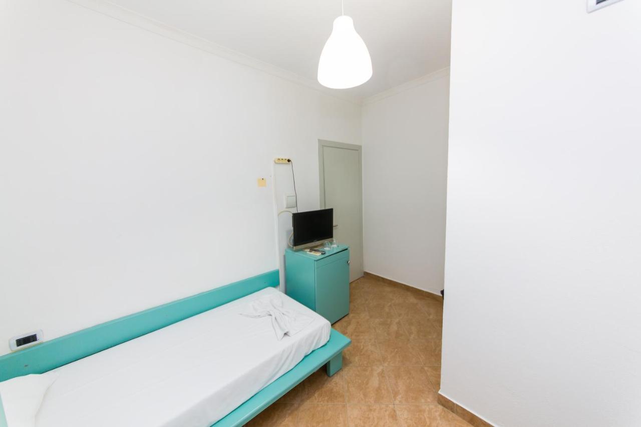 Expert Hotel Golem  Eksteriør billede